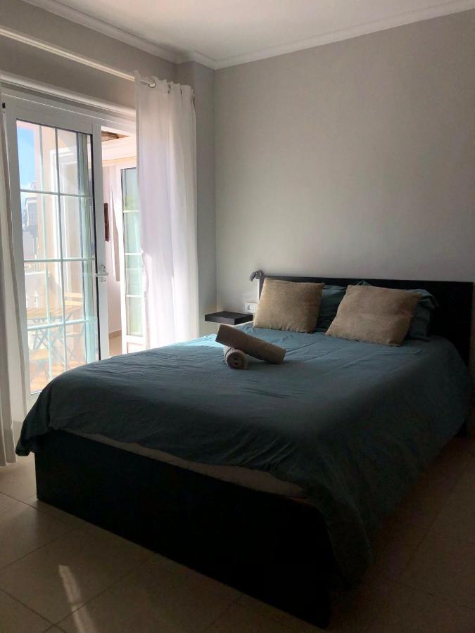 Duque Nest Hostel 아데제 외부 사진