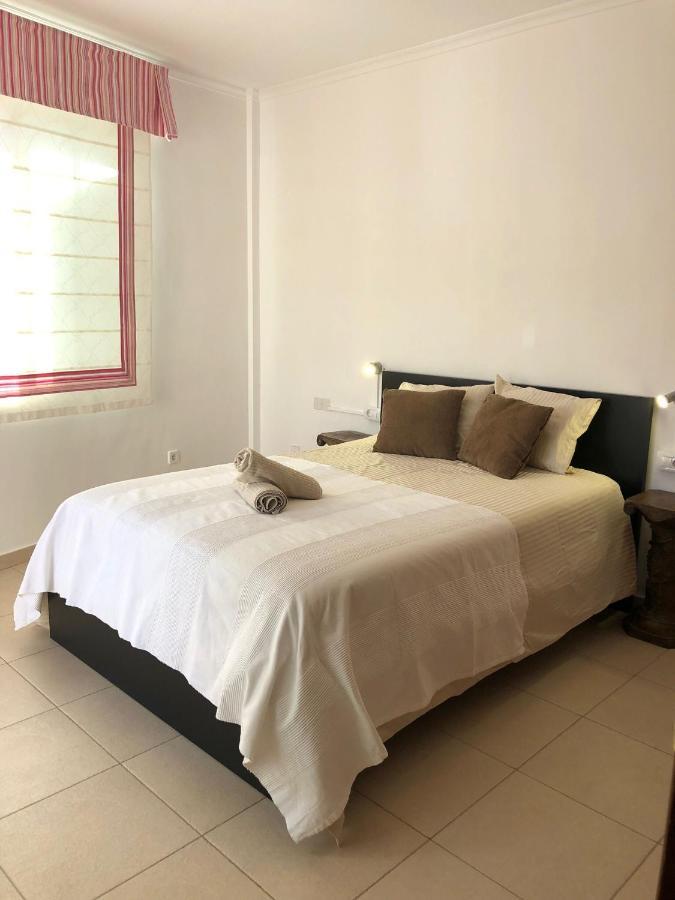 Duque Nest Hostel 아데제 외부 사진