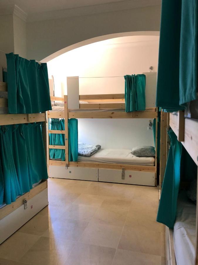Duque Nest Hostel 아데제 외부 사진