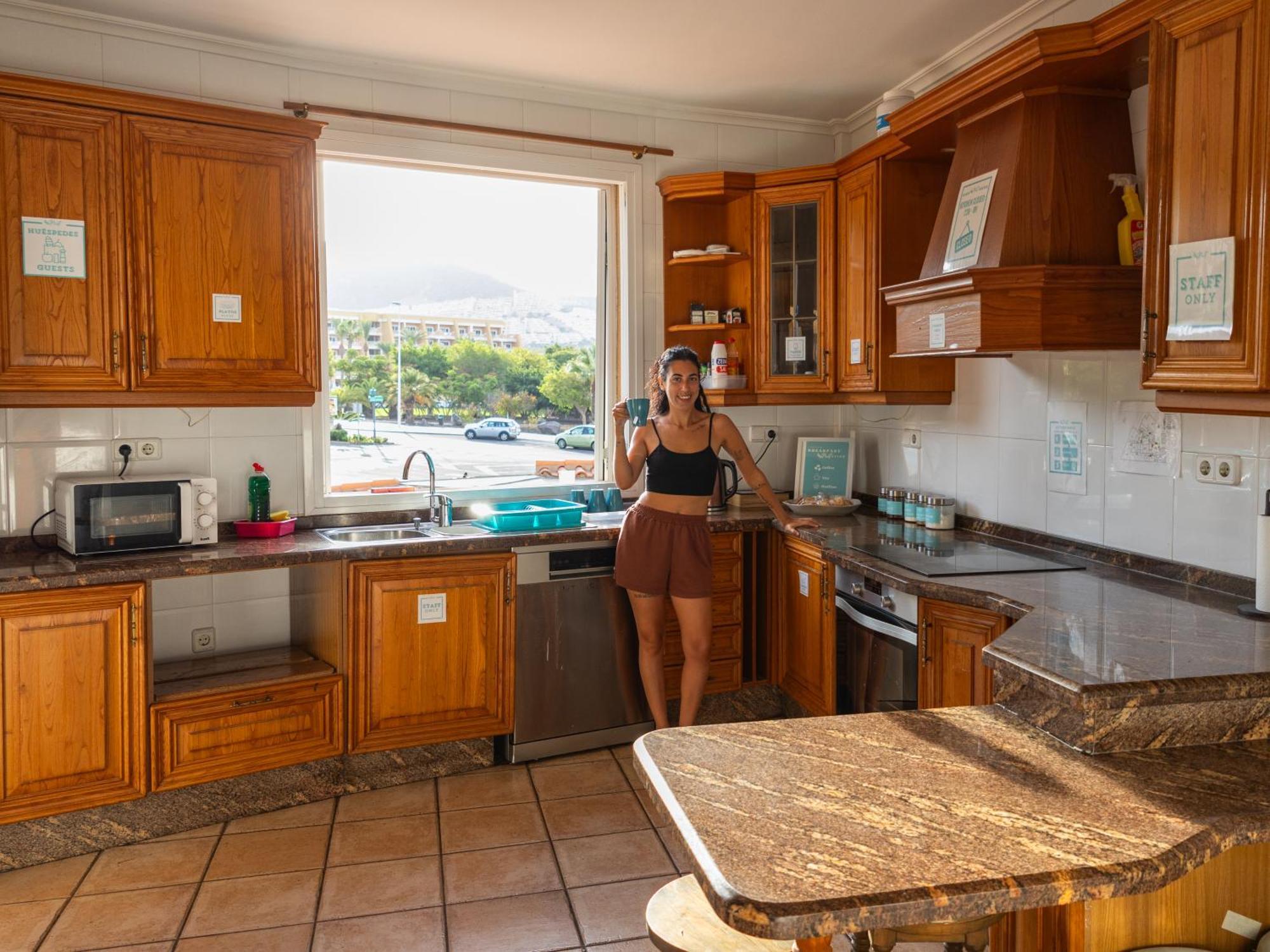 Duque Nest Hostel 아데제 외부 사진