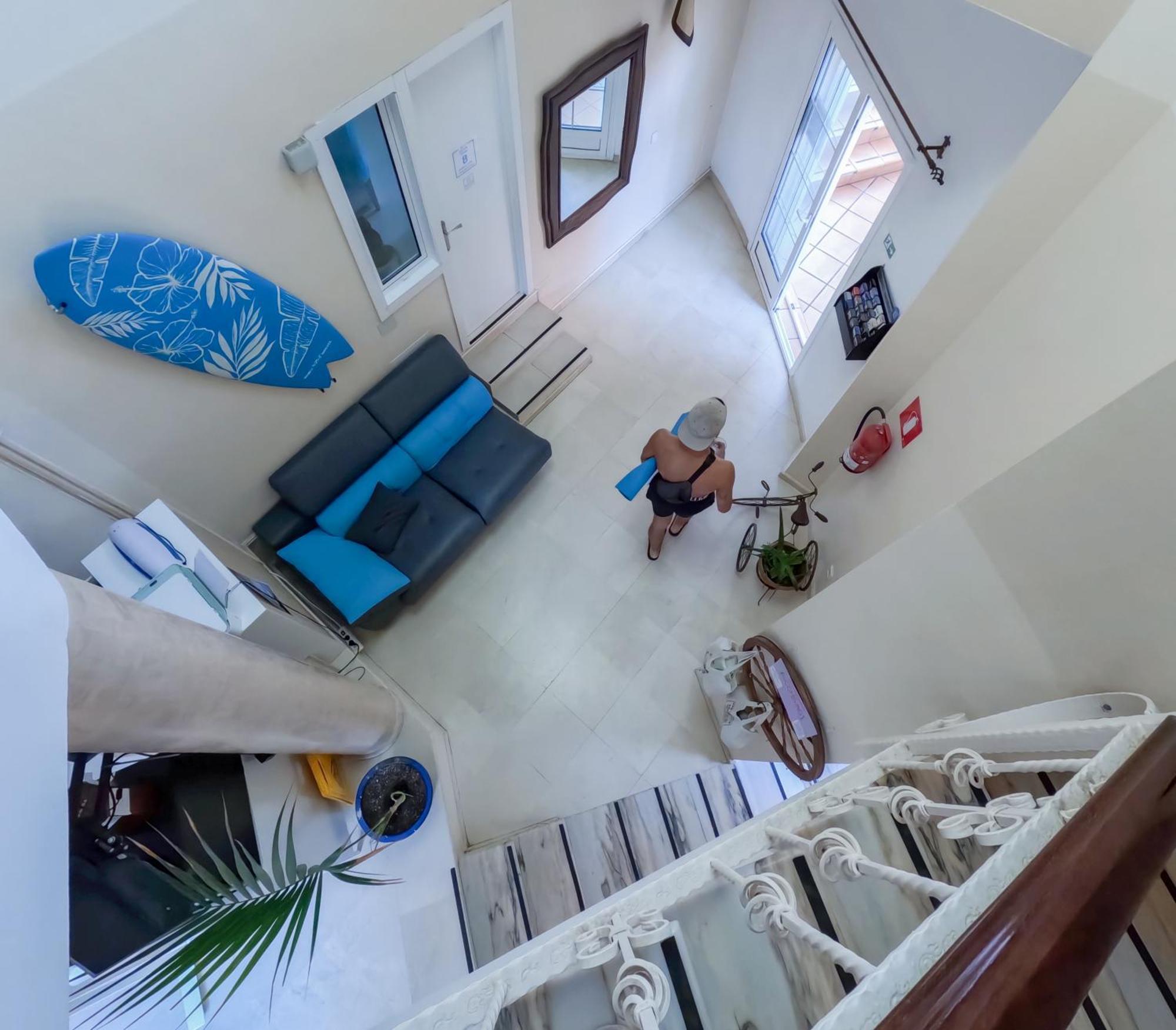 Duque Nest Hostel 아데제 외부 사진